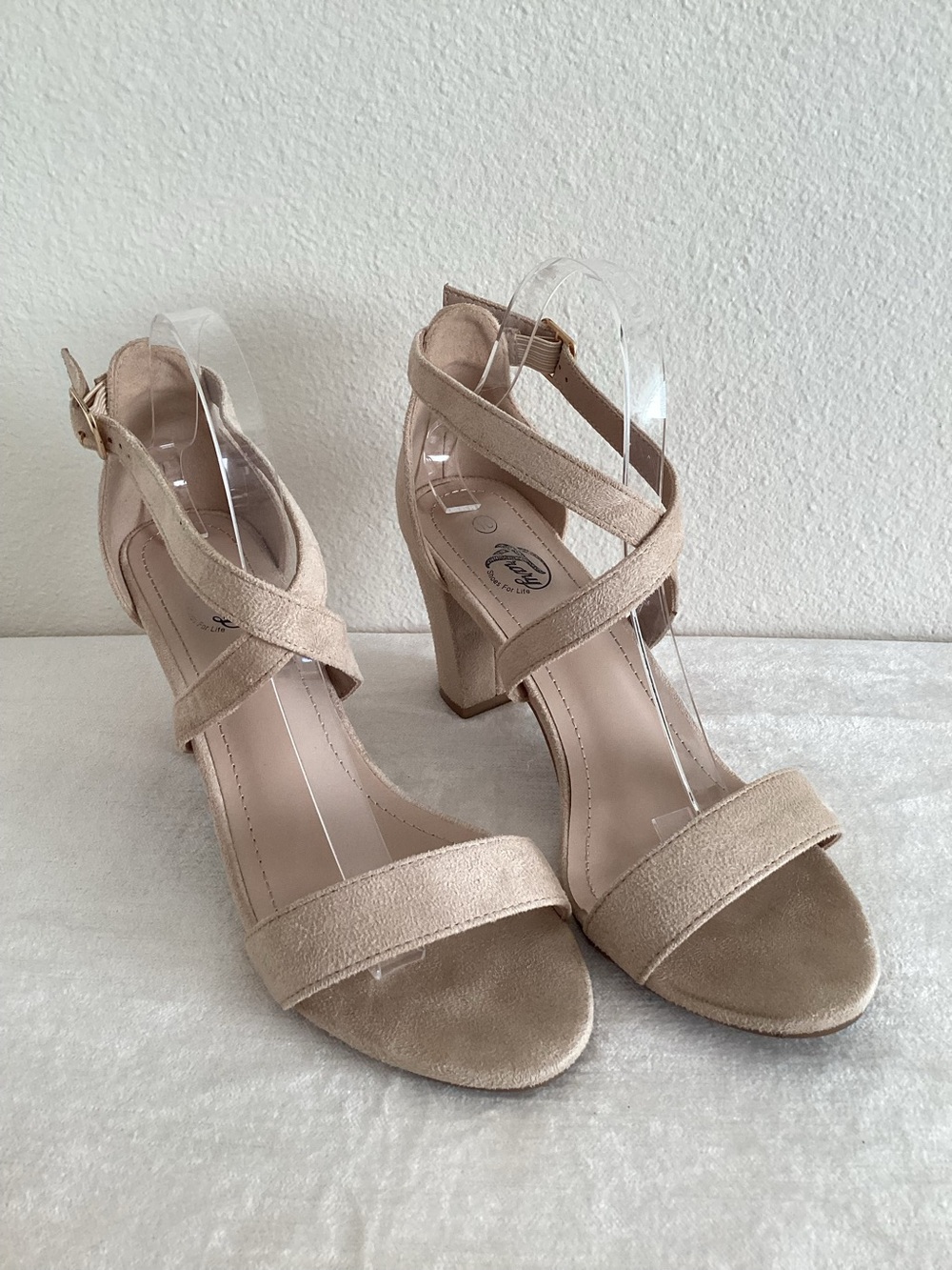 Women’s Neutral Strappy Block Heel Sandals Sz 10